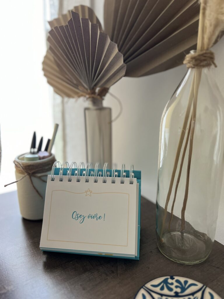 photo avec l'éphéméride Osez l'optimisme !